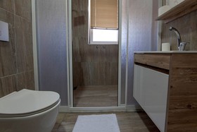Seven Stone Hotel