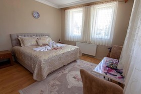 Seven Stone Hotel