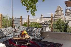 Seven Stone Hotel