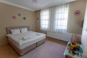 Seven Stone Hotel