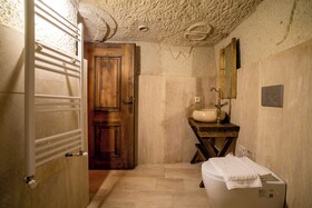 Snora Cave Hotel