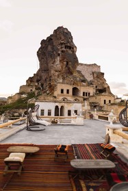 Solo Cave Suites