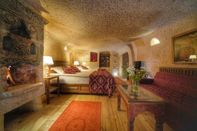 Takaev Cave Hotel