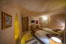 Takaev Cave Hotel