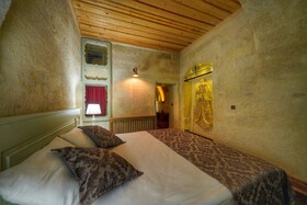 Takaev Cave Hotel
