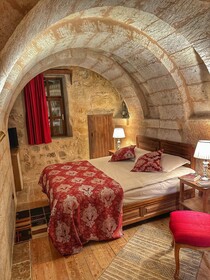 Takaev Cave Hotel