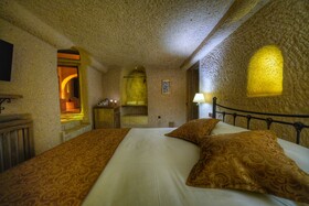 Takaev Cave Hotel