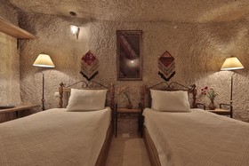 Tekkaya Cave Hotel