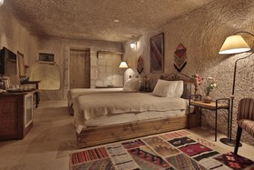 Tekkaya Cave Hotel