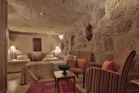 Tekkaya Cave Hotel
