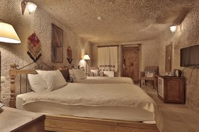 Tekkaya Cave Hotel