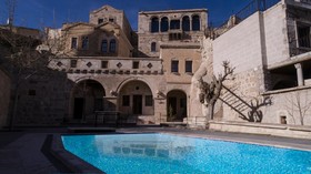 Tekkaya Cave Hotel