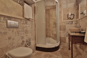 Tekkaya Cave Hotel