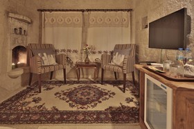 Tekkaya Cave Hotel