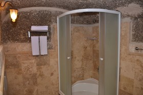 Tekkaya Cave Hotel