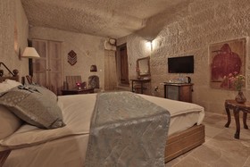 Tekkaya Cave Hotel