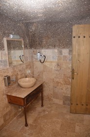 Tekkaya Cave Hotel