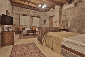 Tekkaya Cave Hotel