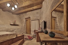 Tekkaya Cave Hotel
