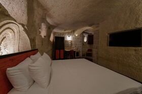The Niche Cave Hotel