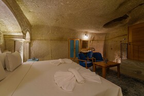 The Niche Cave Hotel