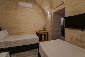 The Niche Cave Hotel