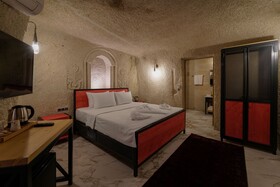 The Niche Cave Hotel
