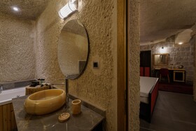 The Niche Cave Hotel