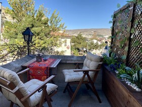Yohannes Suites