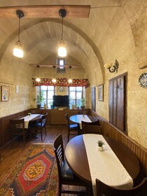 Yohannes Suites