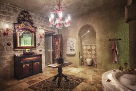 Elika Cave Suites Hotel & SPA