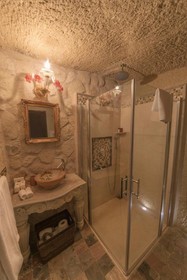 Elika Cave Suites Hotel & SPA