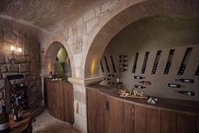 Elika Cave Suites Hotel & SPA