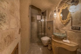 Elika Cave Suites Hotel & SPA
