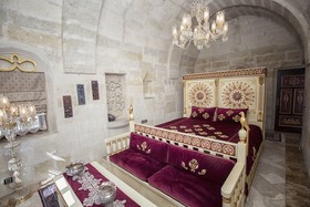 Elika Cave Suites Hotel & SPA