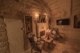 Elika Cave Suites Hotel & SPA