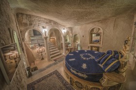 Elika Cave Suites Hotel & SPA