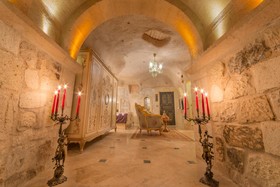 Elika Cave Suites Hotel & SPA