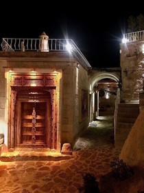 Elika Cave Suites Hotel & SPA