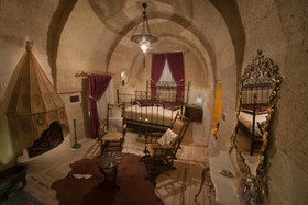 Elika Cave Suites Hotel & SPA