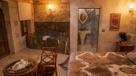 Elika Cave Suites Hotel & SPA