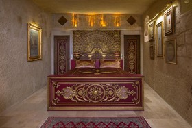 Elika Cave Suites Hotel & SPA