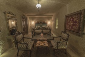 Elika Cave Suites Hotel & SPA