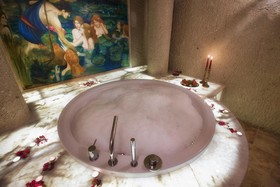 Elika Cave Suites Hotel & SPA