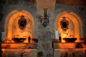 Elika Cave Suites Hotel & SPA