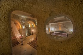 Elika Cave Suites Hotel & SPA