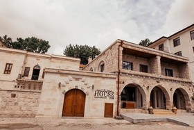 House 1938 Special Cave Hotel