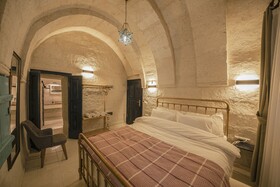 Limon Cave Hotel