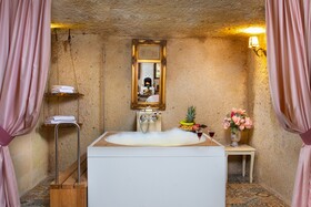 Minia Cave Hotel