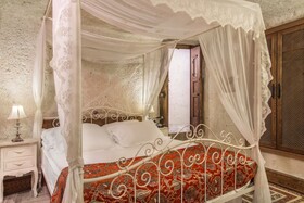 Minia Cave Hotel